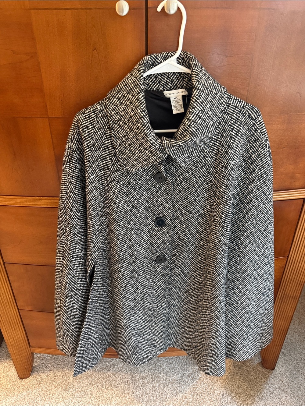 Steve Madden Black & White Herringbone cape